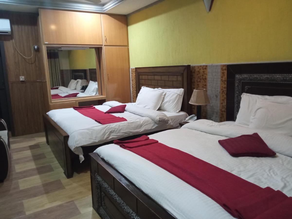 Manama Hotel Ijp Равалпинди Екстериор снимка